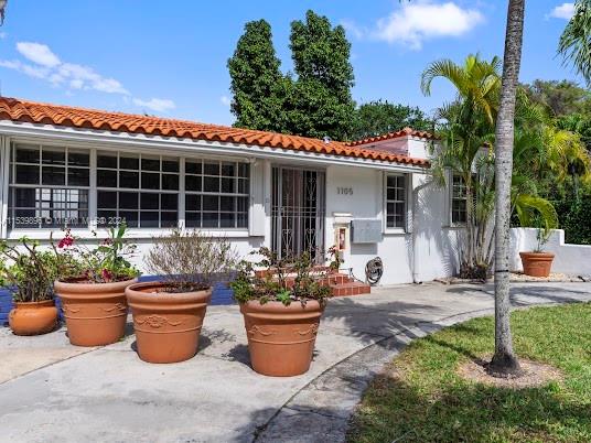 1105 Ne 119th St St A, Biscayne Park, Miami-Dade County, Florida - 3 Bedrooms  2 Bathrooms - 