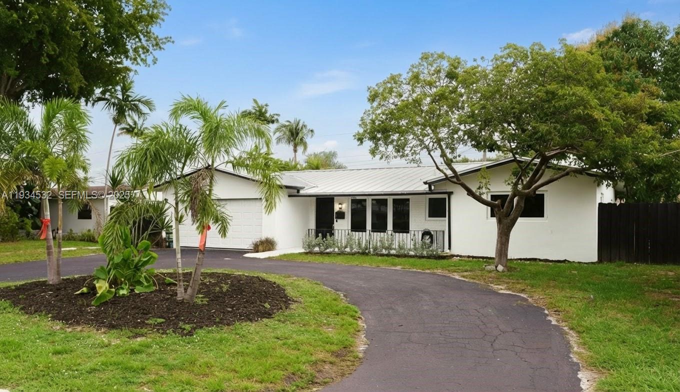 CORAL RIDGE ISLES - Residential