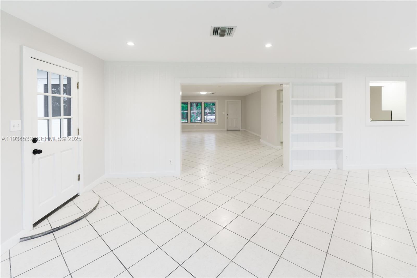 CORAL RIDGE ISLES - Residential