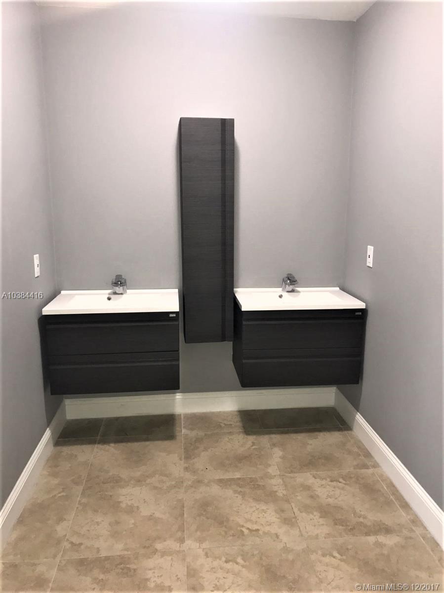 J G HEADS FARMS - Residential