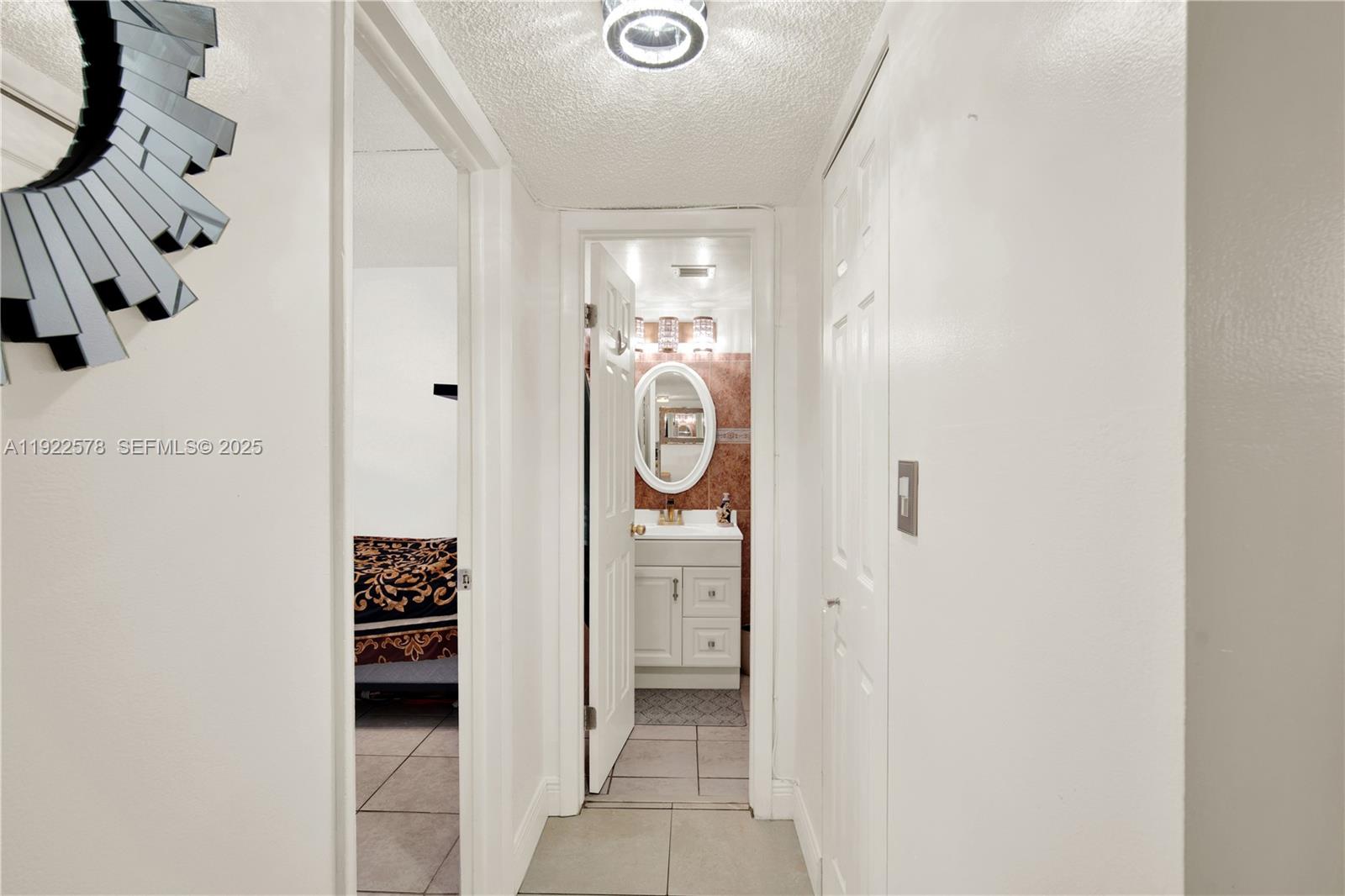 EL CONQUISTADOR SOUTH CON - Residential