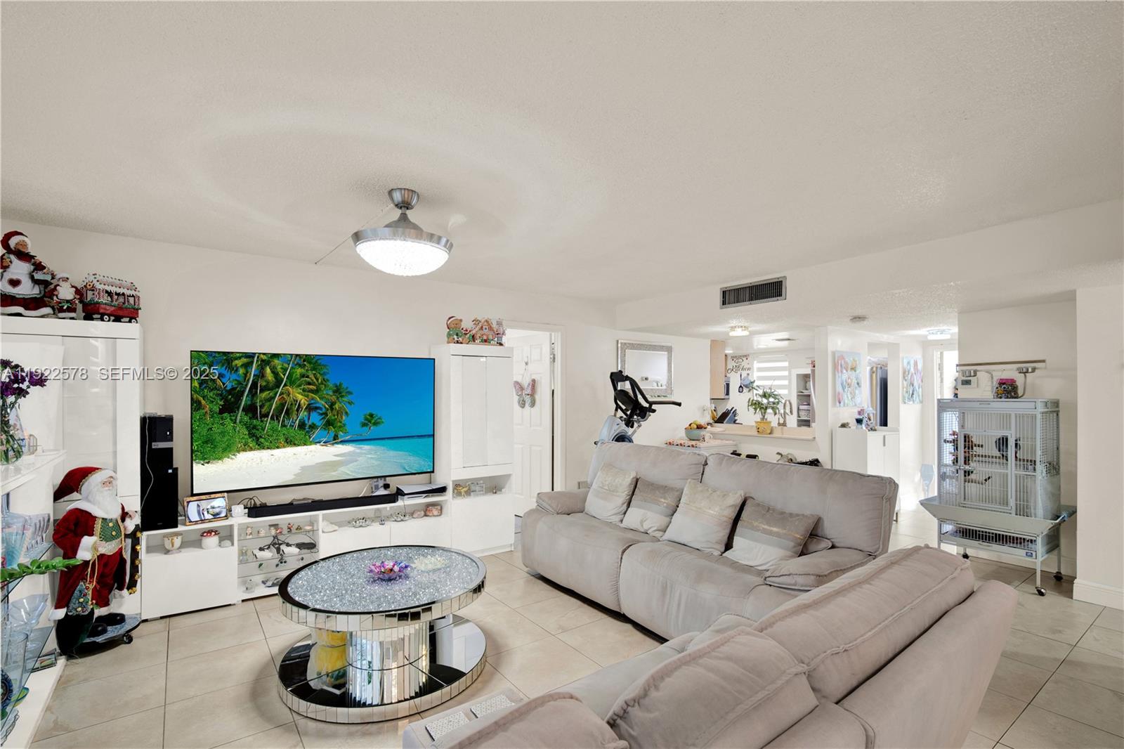 EL CONQUISTADOR SOUTH CON - Residential