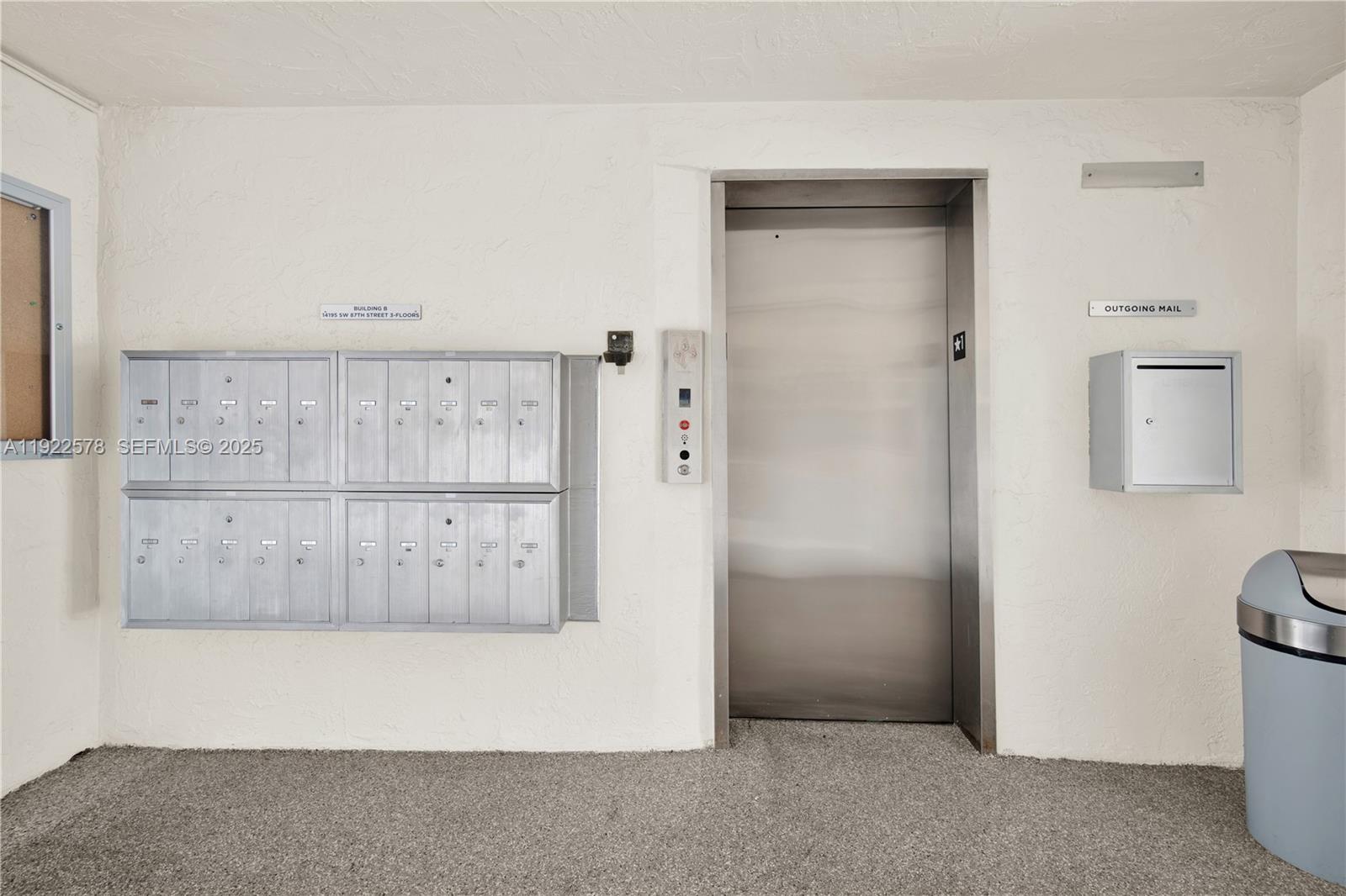 EL CONQUISTADOR SOUTH CON - Residential