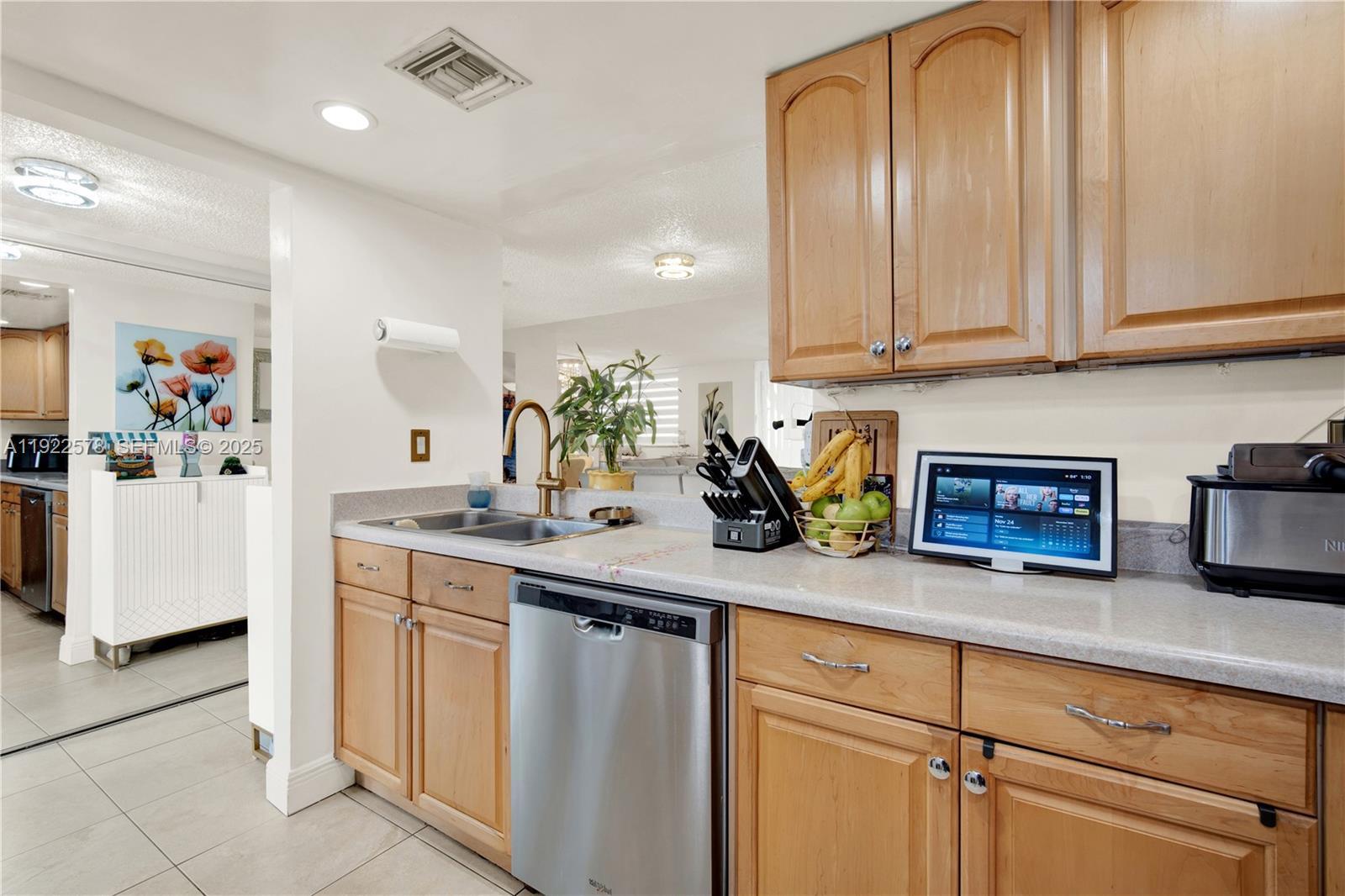 EL CONQUISTADOR SOUTH CON - Residential