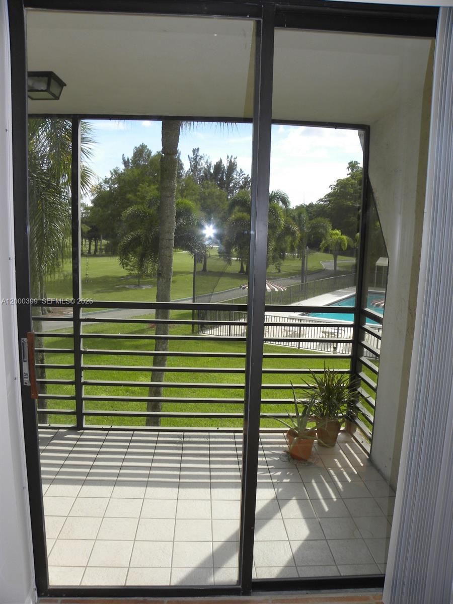 CONCORD VILLAGE CONDOMINI - Residential Lease