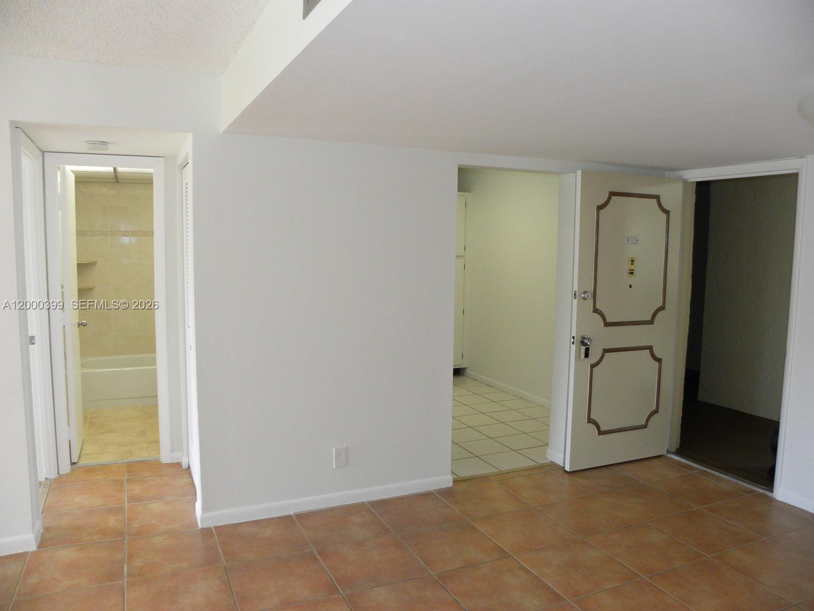 CONCORD VILLAGE CONDOMINI - Residential Lease