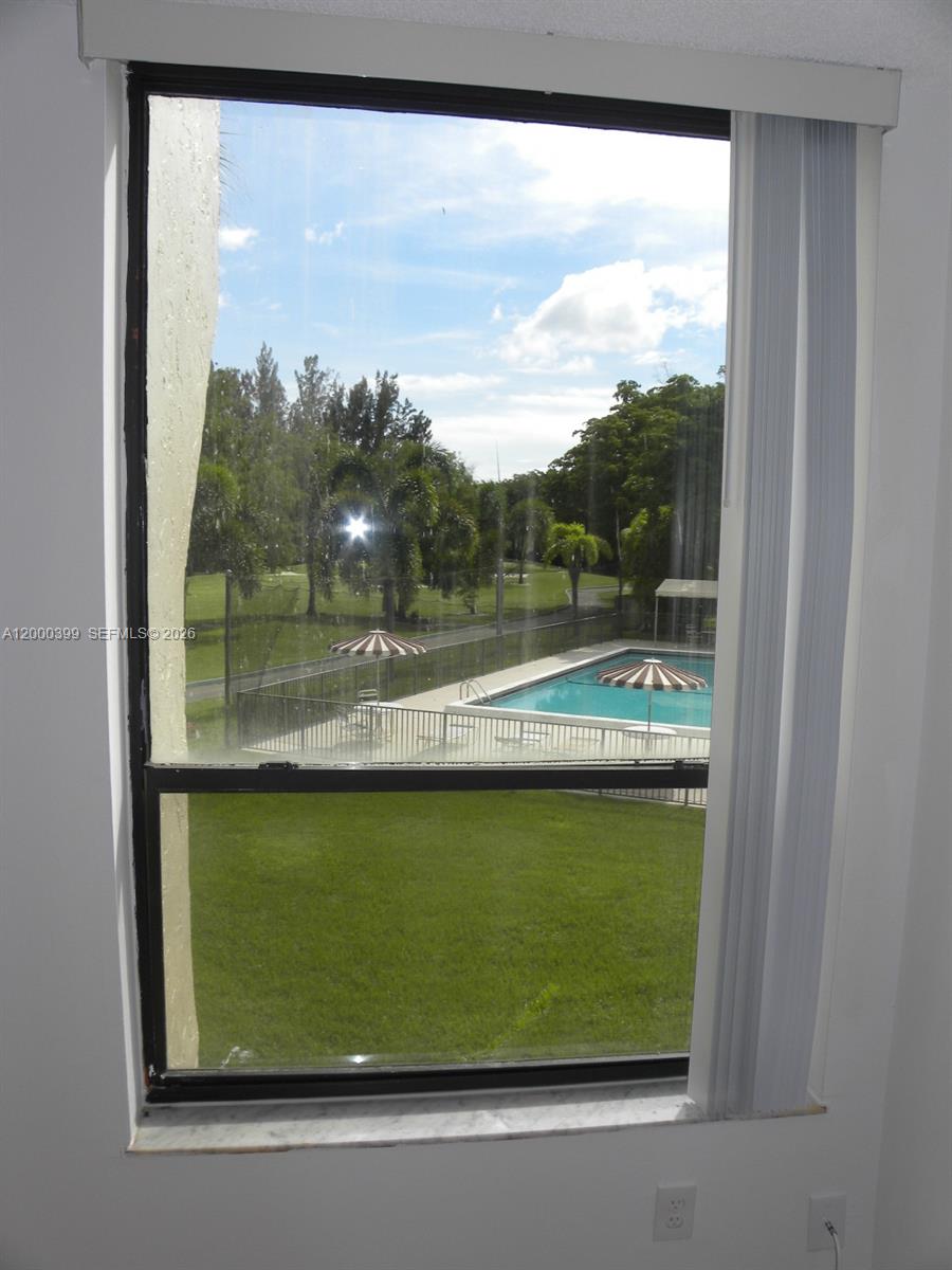 CONCORD VILLAGE CONDOMINI - Residential Lease