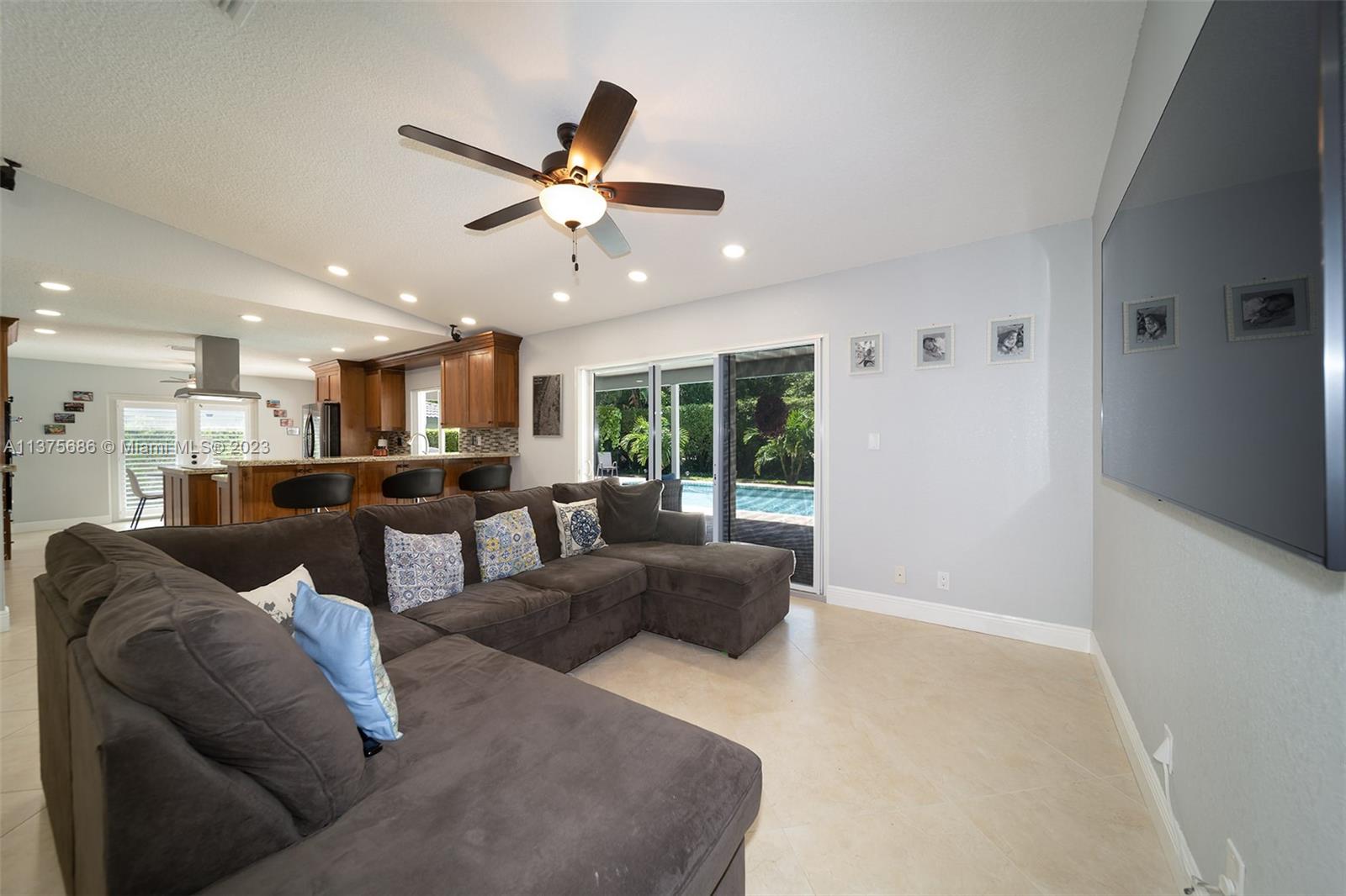 MAPLEWOOD - Residential Lease