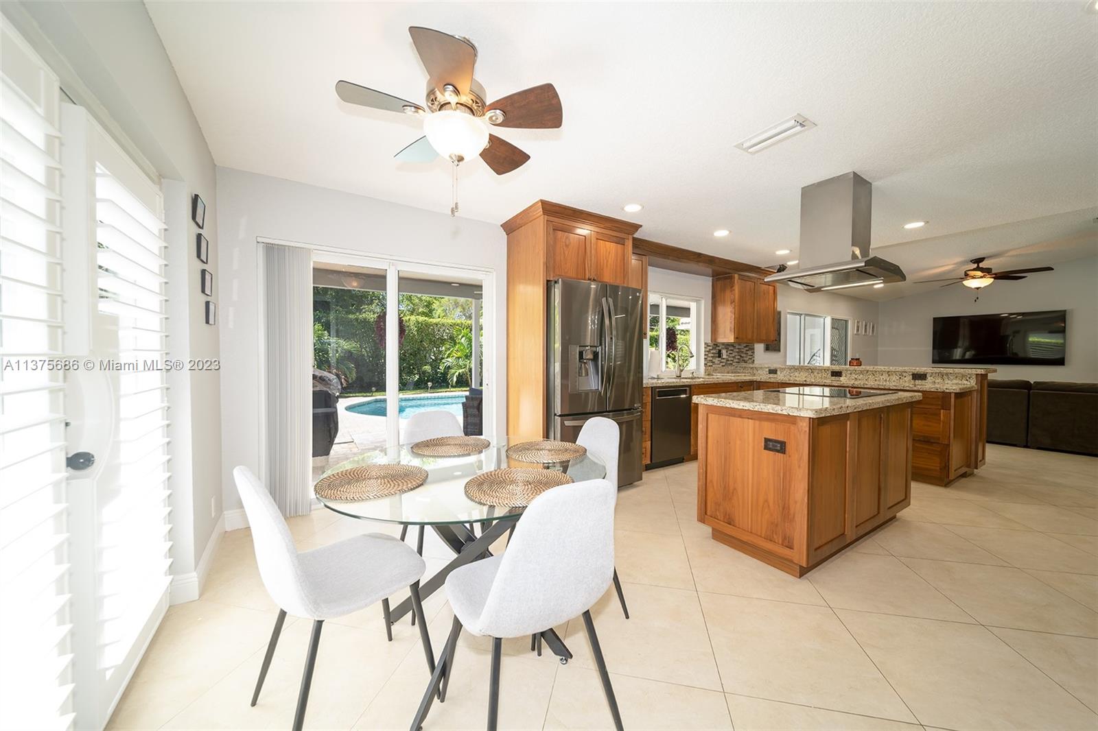 MAPLEWOOD - Residential Lease