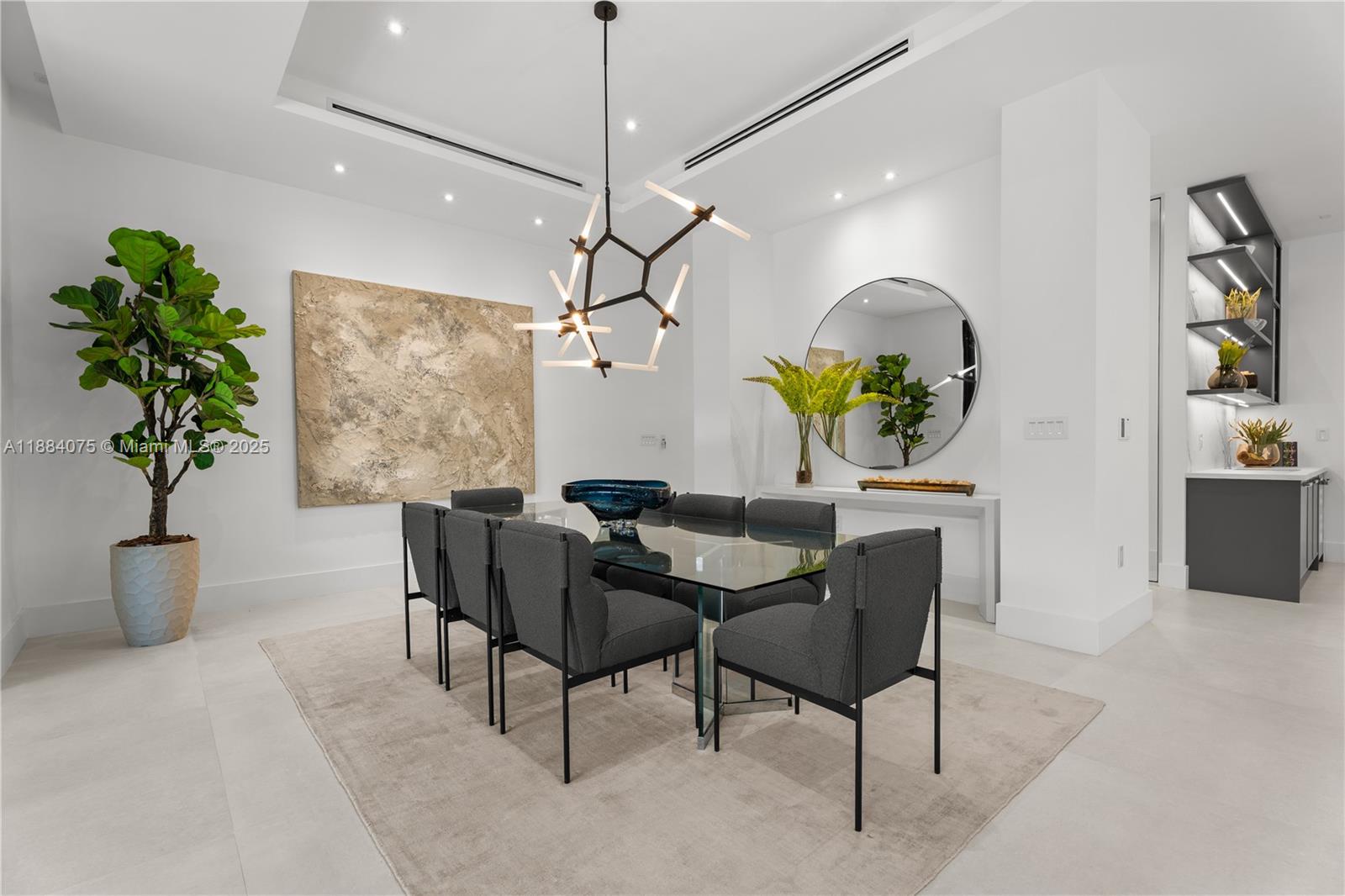 PALM MIAMI AMD - Residential