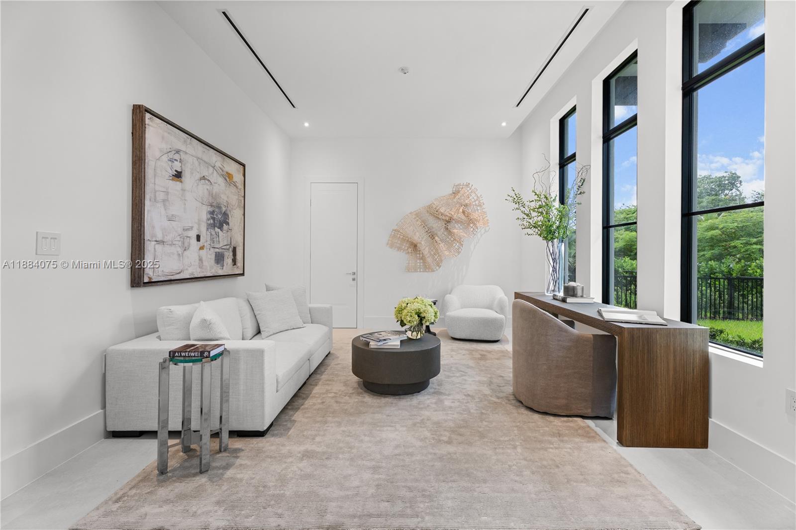 PALM MIAMI AMD - Residential