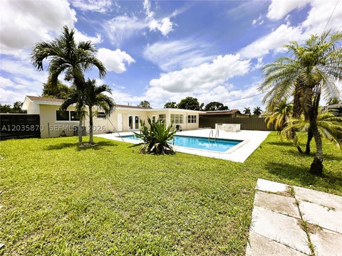 Tiny photo for 16123 SW 108th Ct, Miami, FL 33157 (MLS # A12035870)