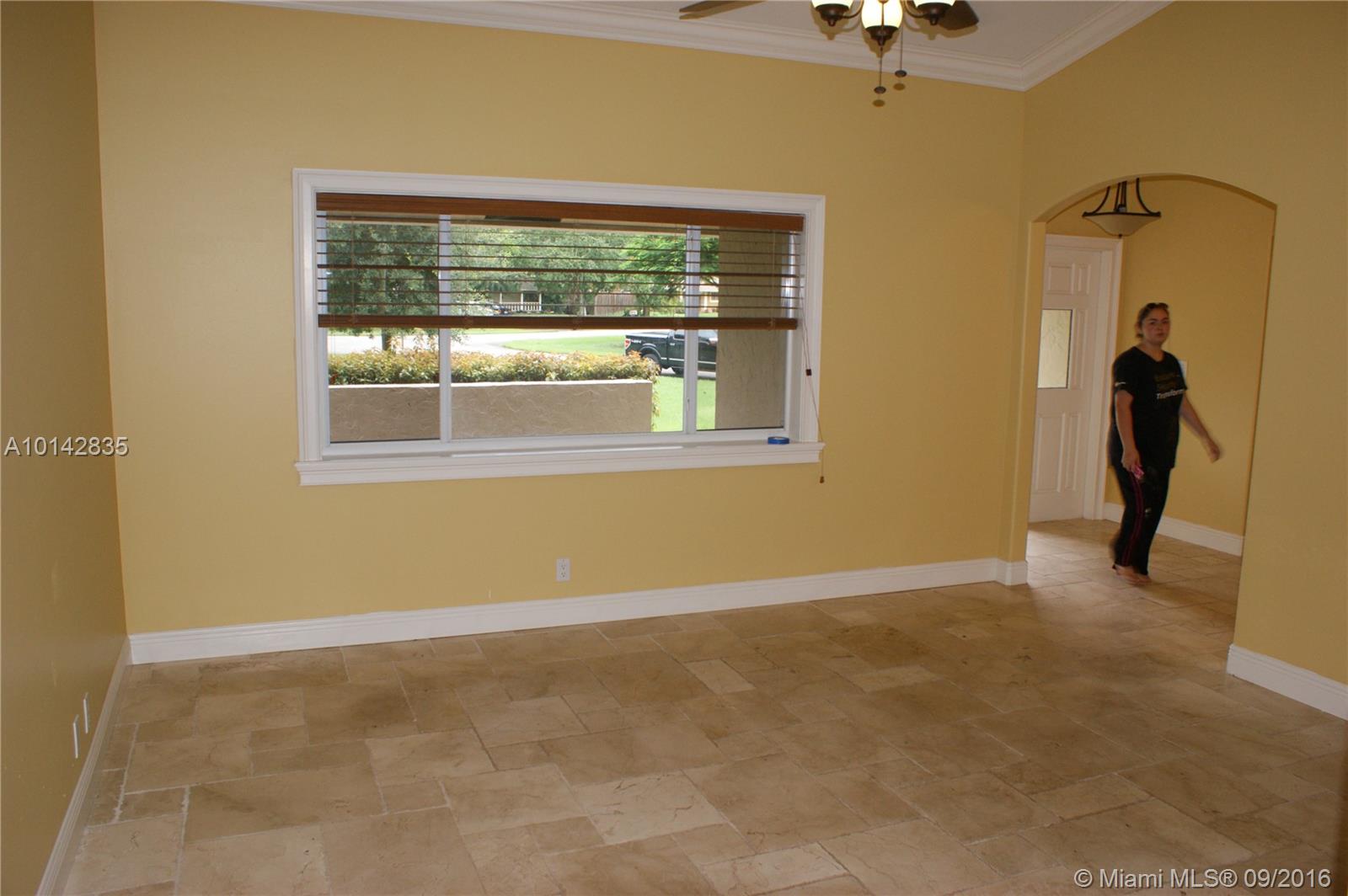 SOUTH WEST RANCHES - Residential Lease