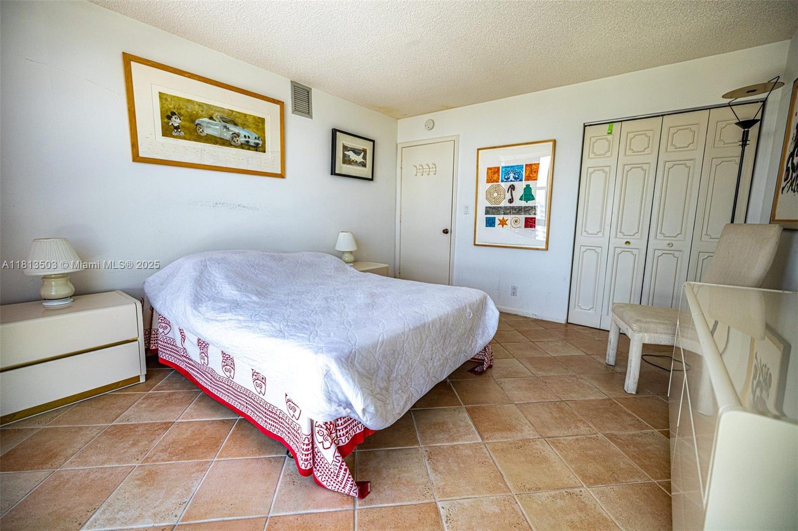 VANTAGE VIEW CONDO - Residential