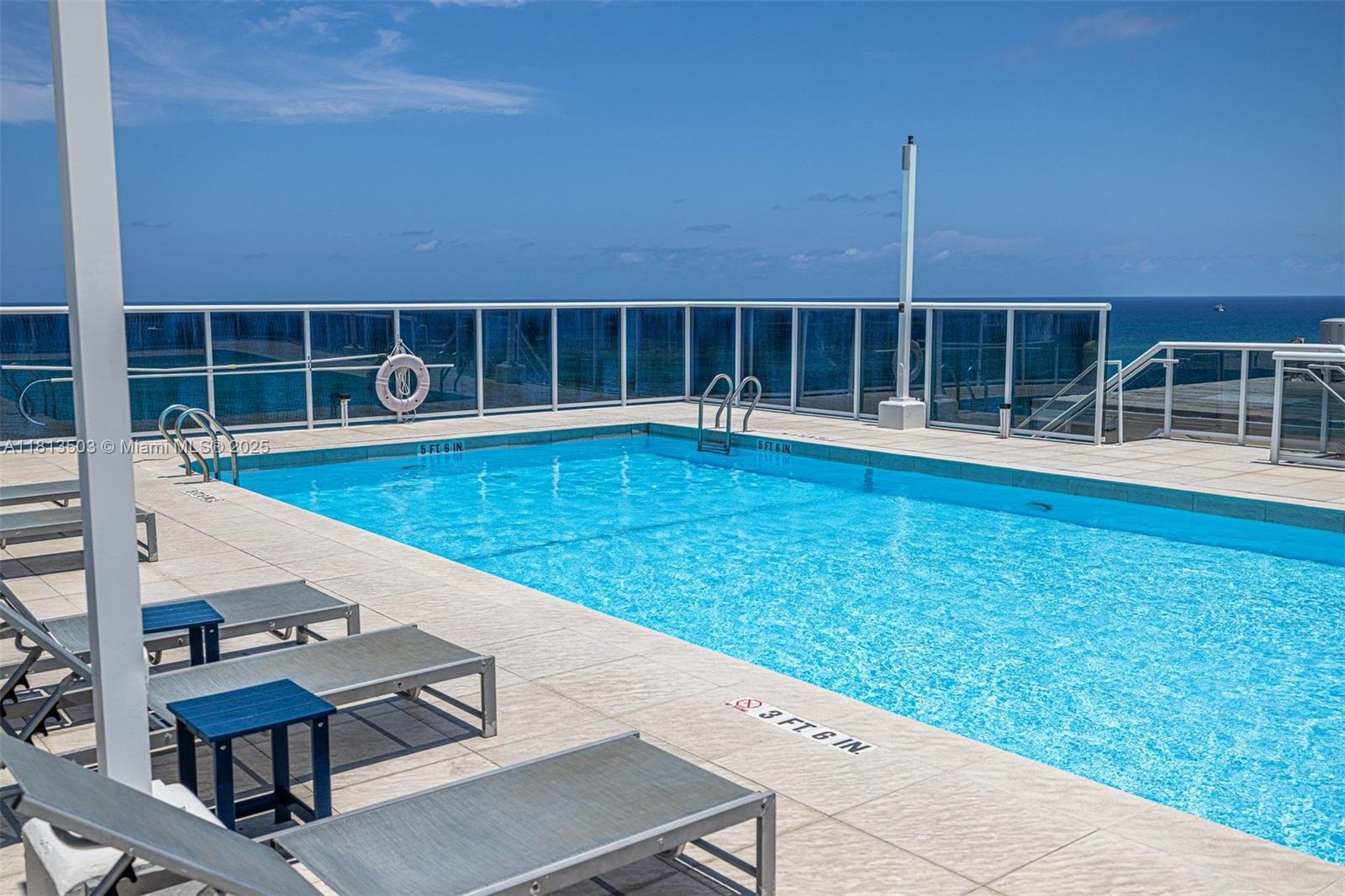 VANTAGE VIEW CONDO - Residential