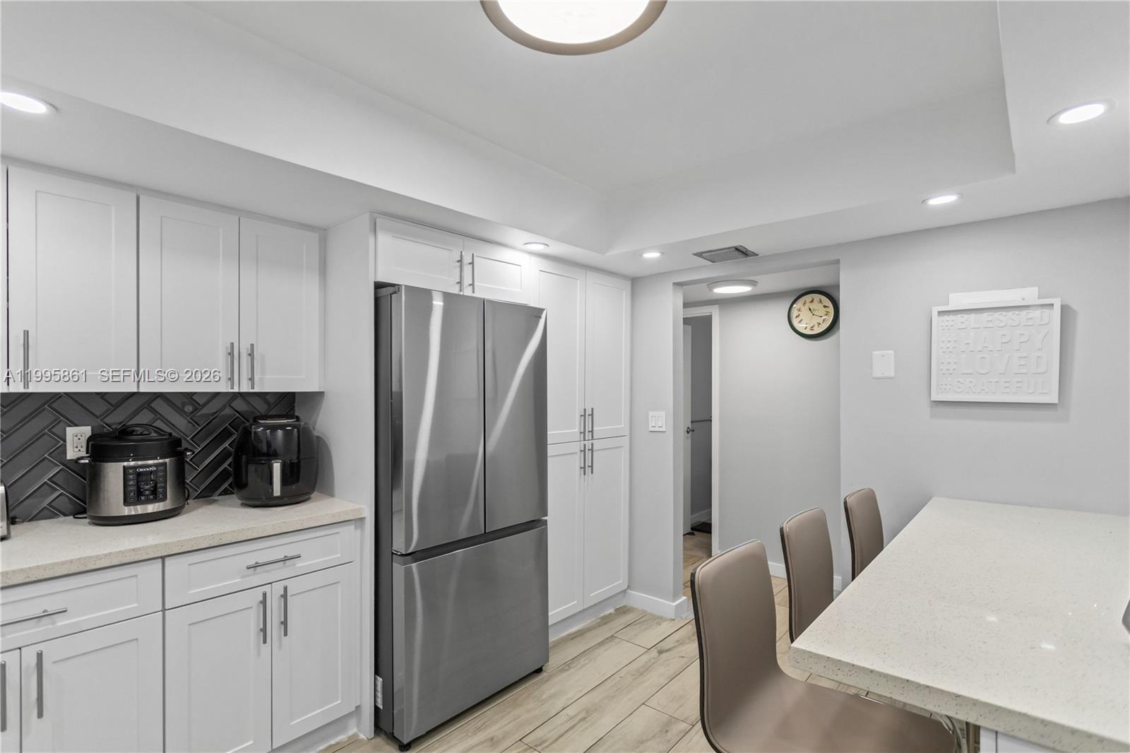 TOWERS OF OCEANVIEW SOUTH - Residential