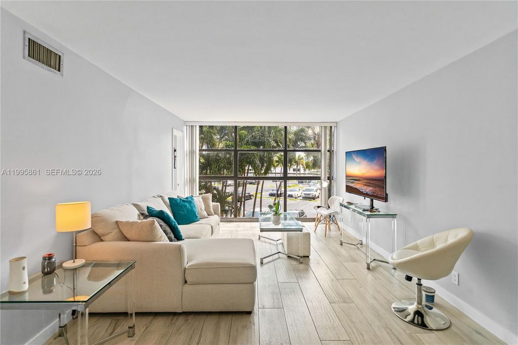 Photo of 600 Parkview Dr #204, Hallandale Beach, FL 33009 (MLS # A11995861)