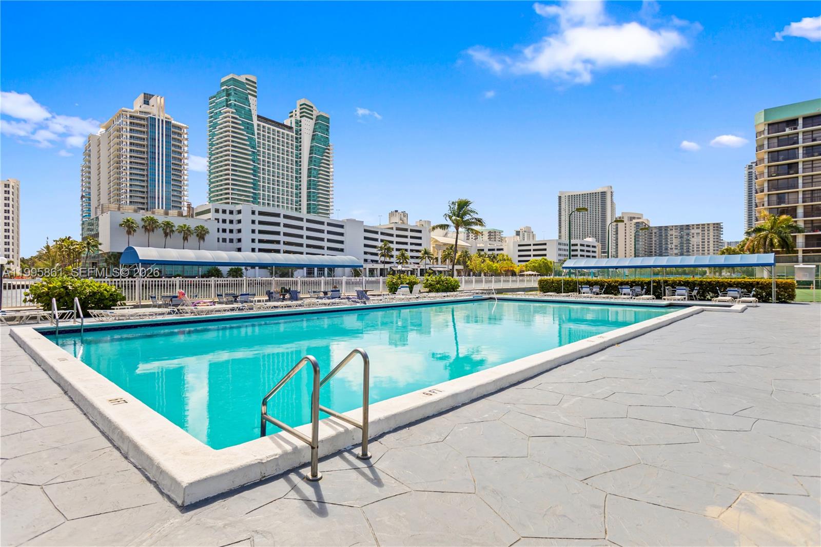 TOWERS OF OCEANVIEW SOUTH - Residential