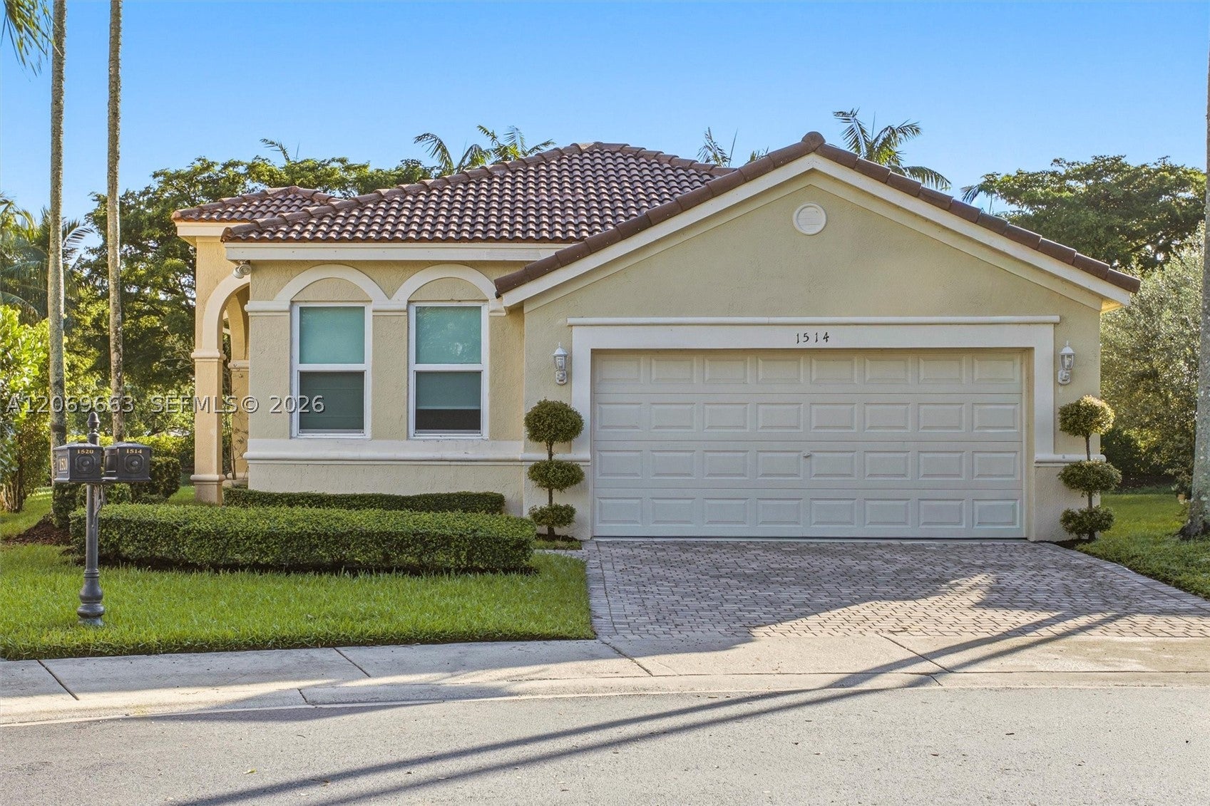 1514 Winterberry Ln