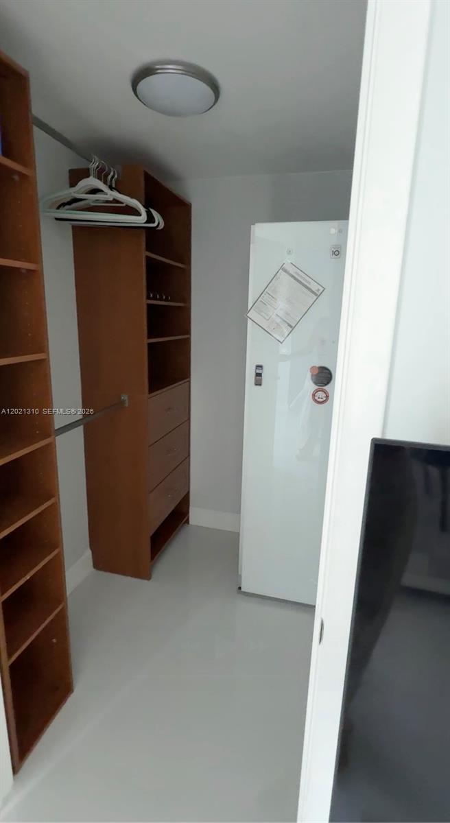50 BISCAYNE CONDO - Residential