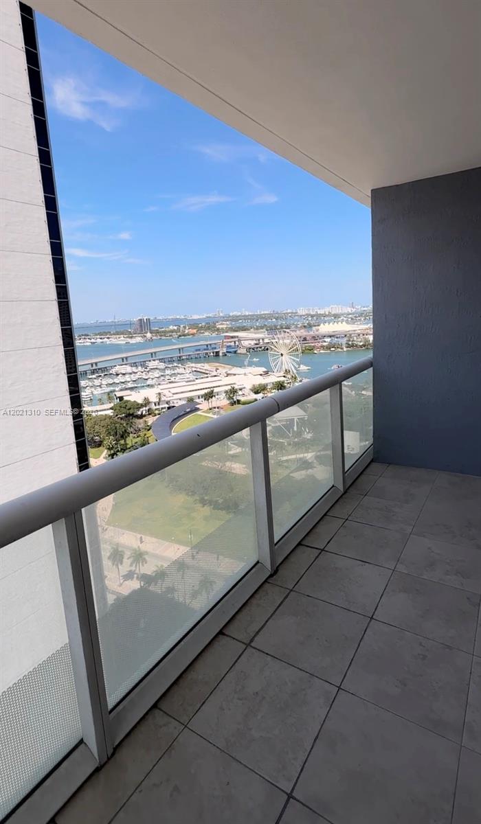 50 BISCAYNE CONDO - Residential