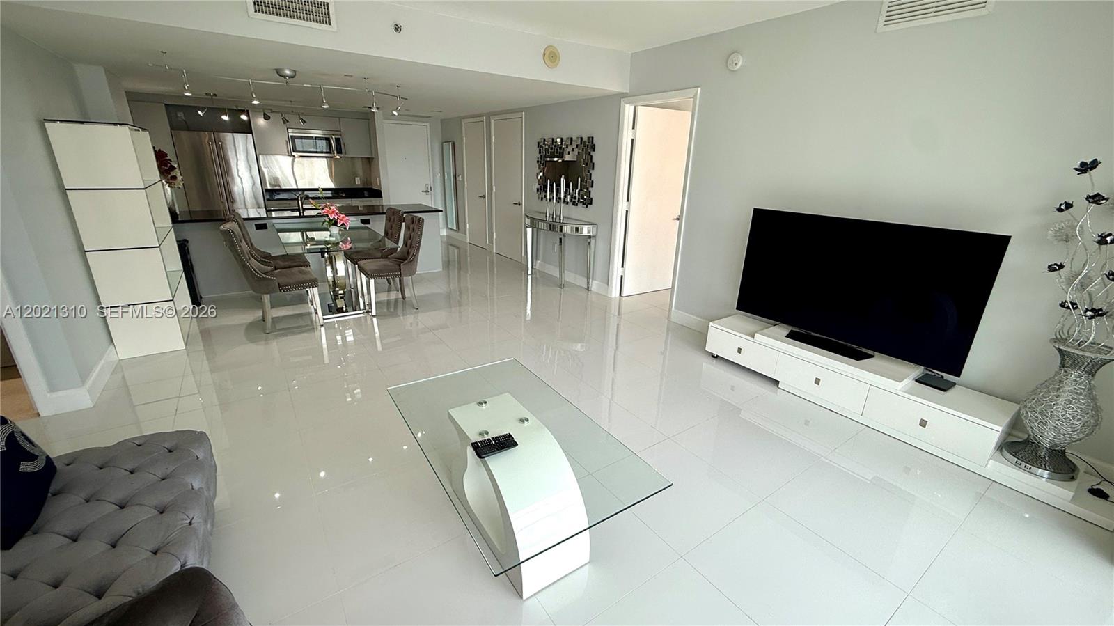 50 Biscayne Blvd 2501