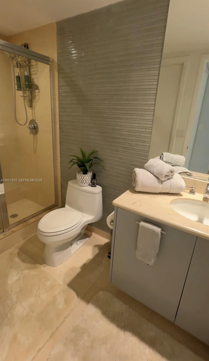 50 BISCAYNE CONDO - Residential
