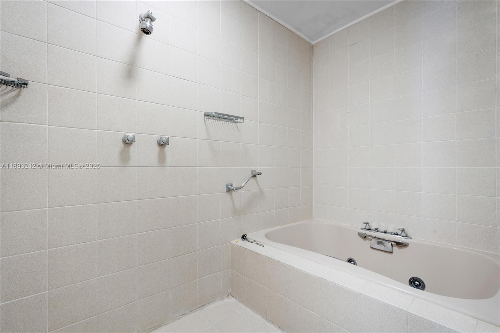 C GAB RIVIERA SEC 10 - Residential Lease