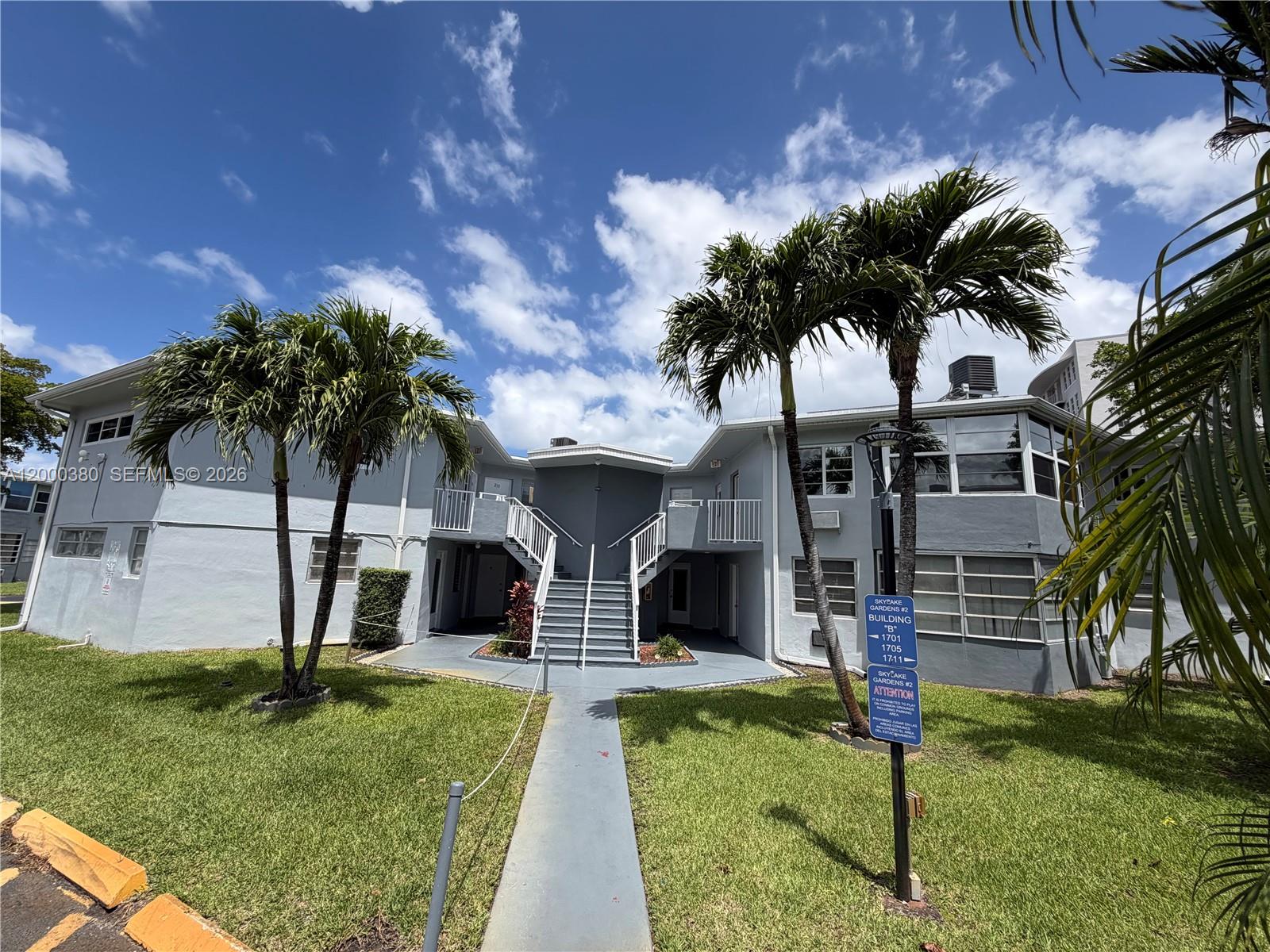 SKY LAKE GARDENS NO 2 - Residential Lease