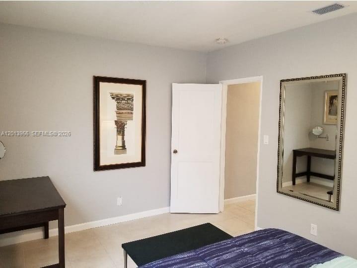 HOLLYWOOD SOUTH SIDE ADD - Residential Lease