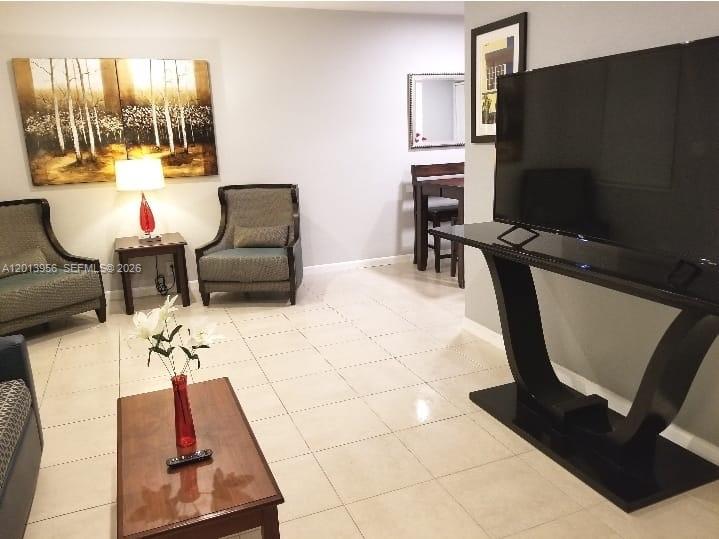 HOLLYWOOD SOUTH SIDE ADD - Residential Lease