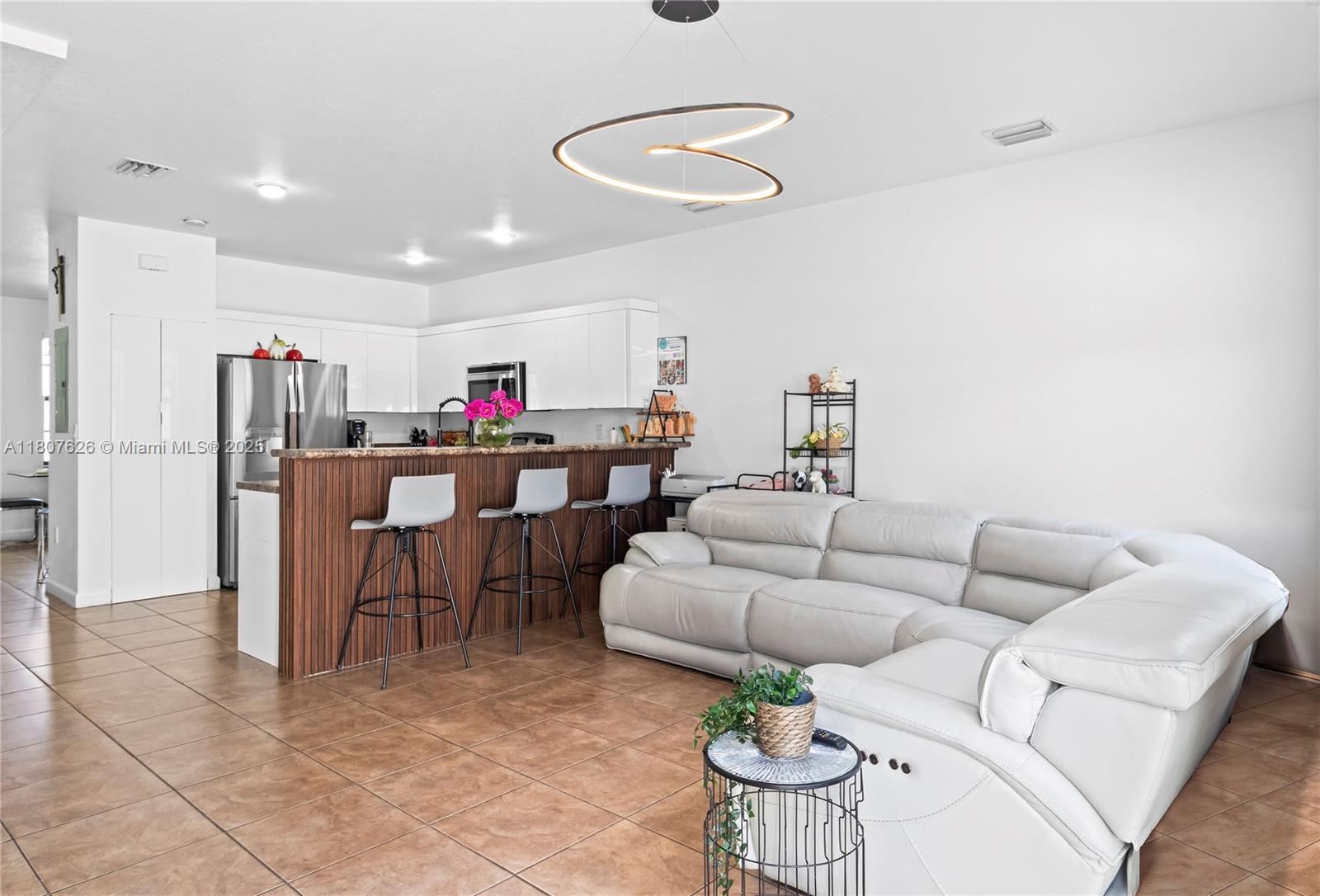 BELLAGIO VILLAS - Residential