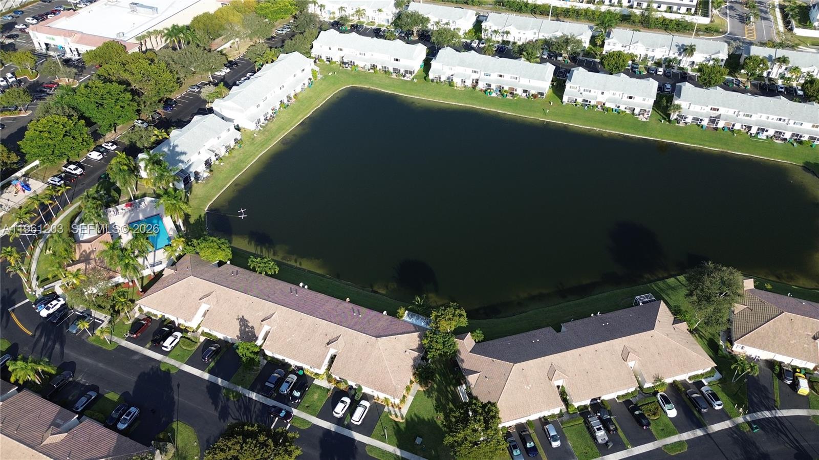 BANYAN OAKRIDGE COMMERCIA - Residential