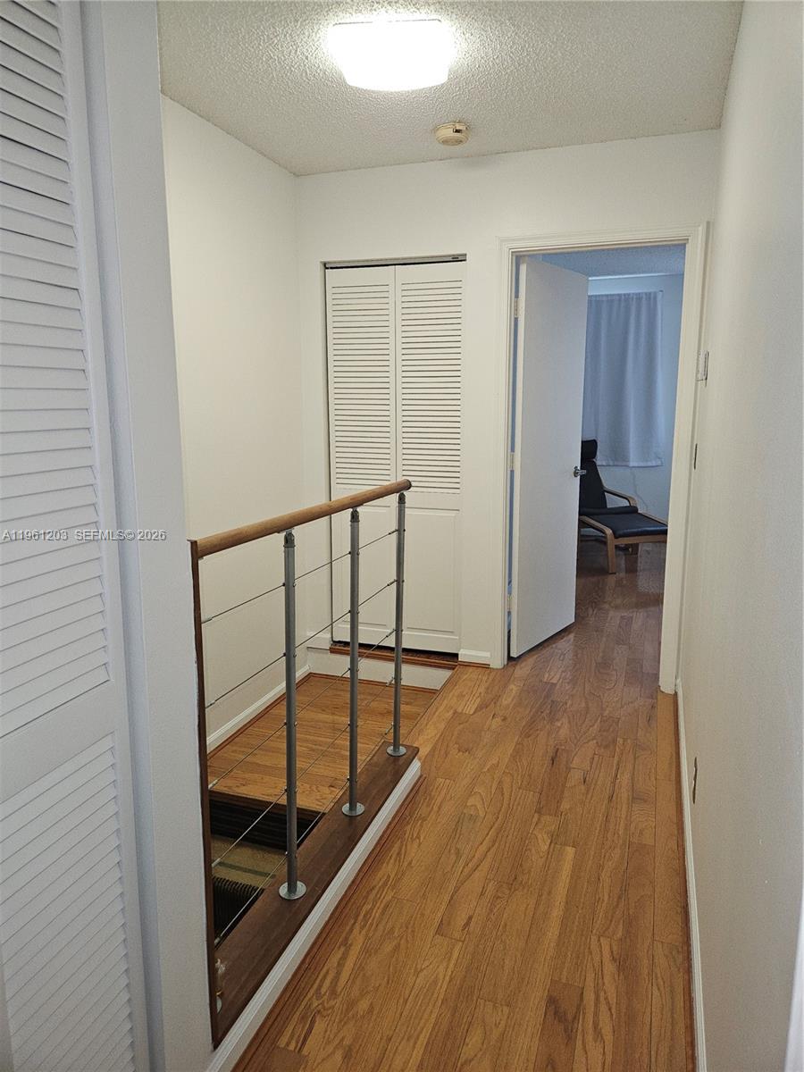 BANYAN OAKRIDGE COMMERCIA - Residential