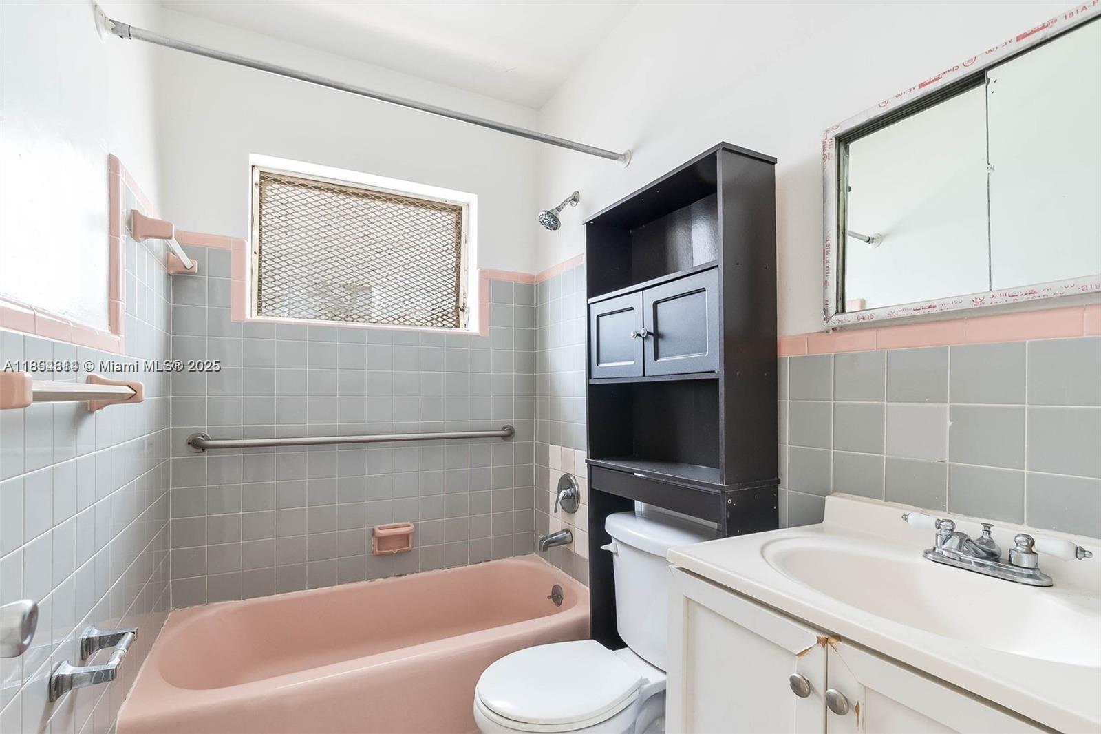 OCEAN BEACH ADDN NO 3 - Residential Lease
