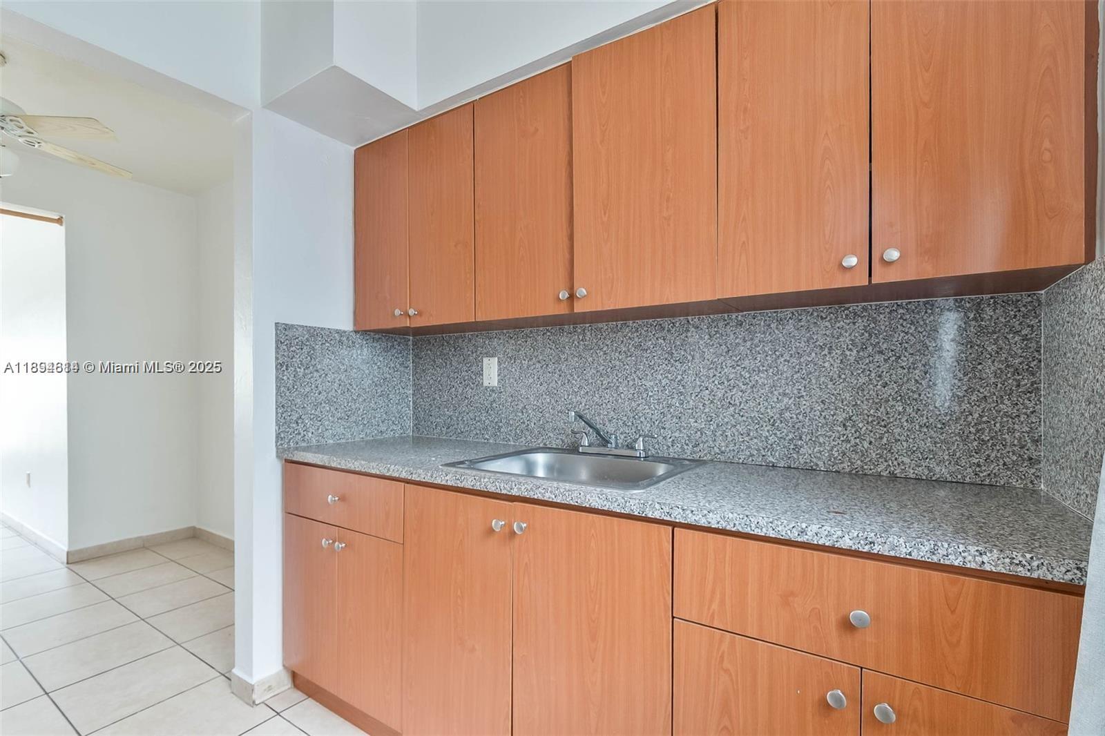 OCEAN BEACH ADDN NO 3 - Residential Lease
