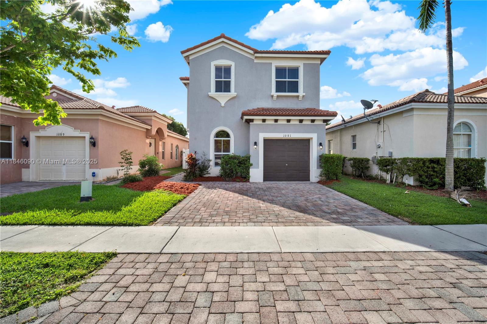 PORTOFINO PALMS - Residential