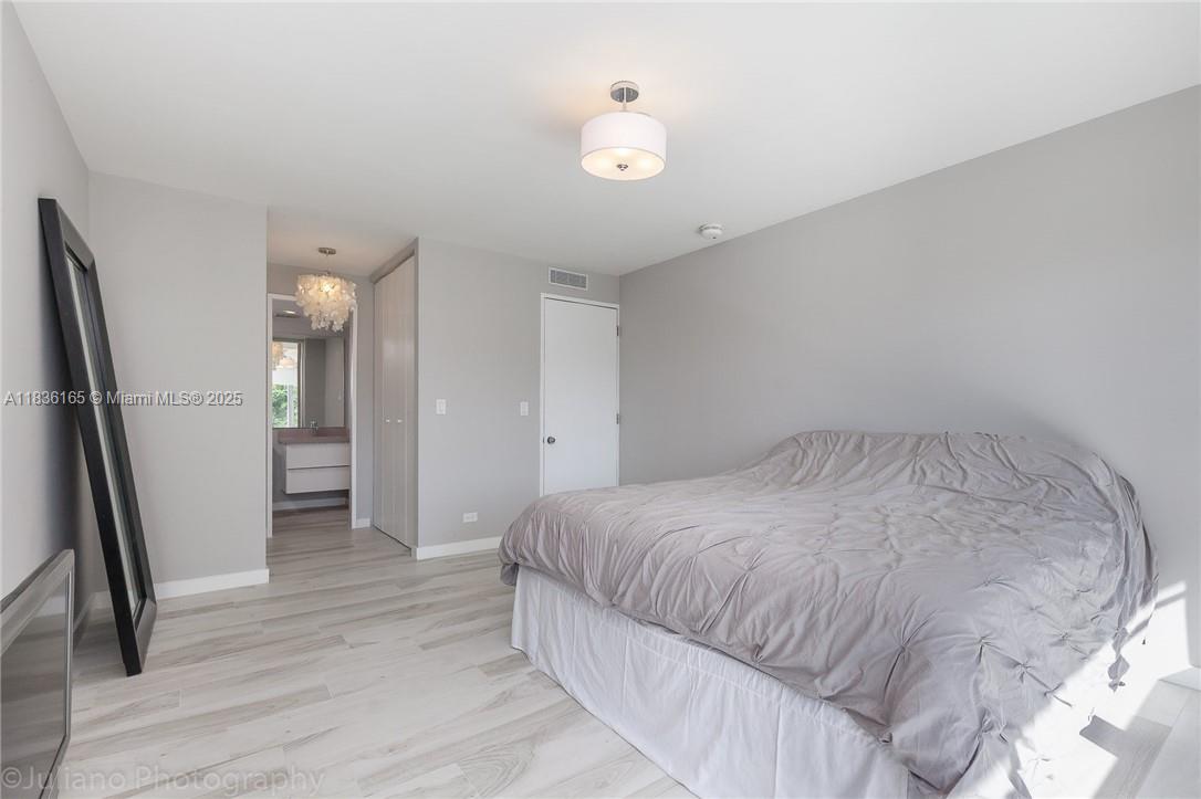 2451 Brickell Ave 3E