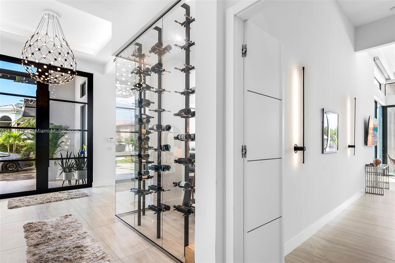 VENETIAN ISLES 1ST SEC - Residential