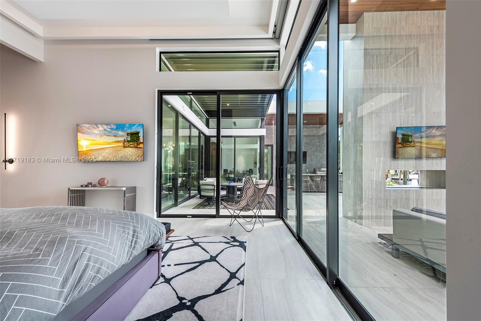 VENETIAN ISLES 1ST SEC - Residential