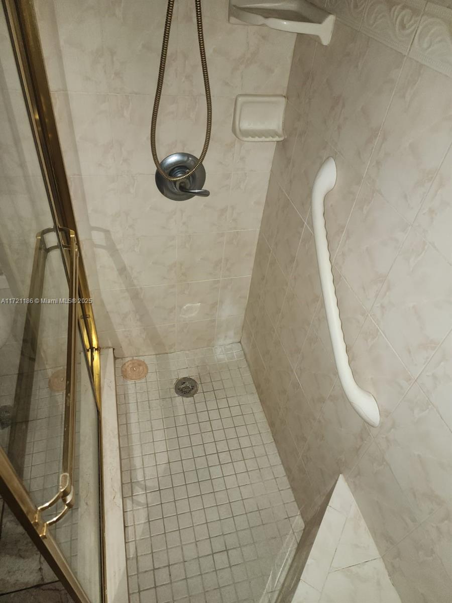 BERKSHIRE A THRU K CONDOS - Residential