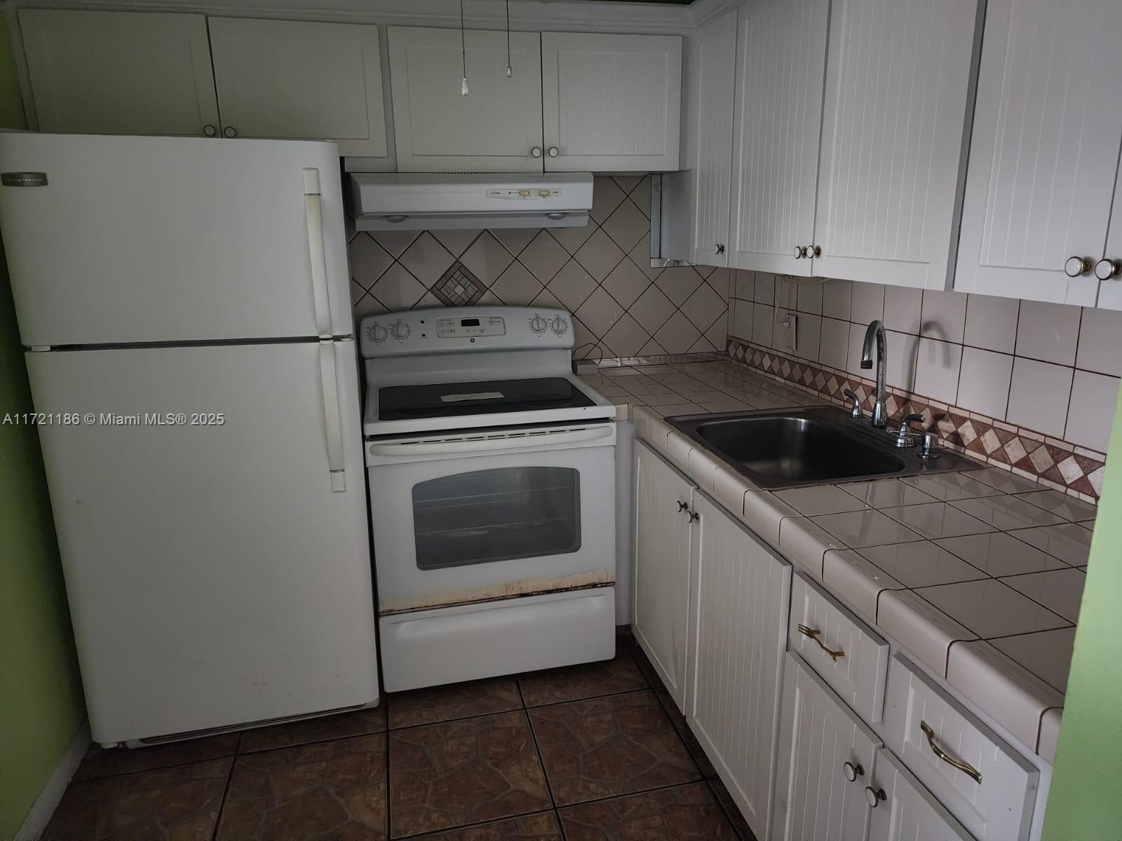 View photos, virtual tours, details... 135 Berkshire F