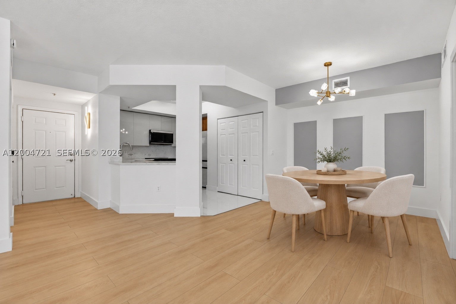 2401 NE 65th St 205