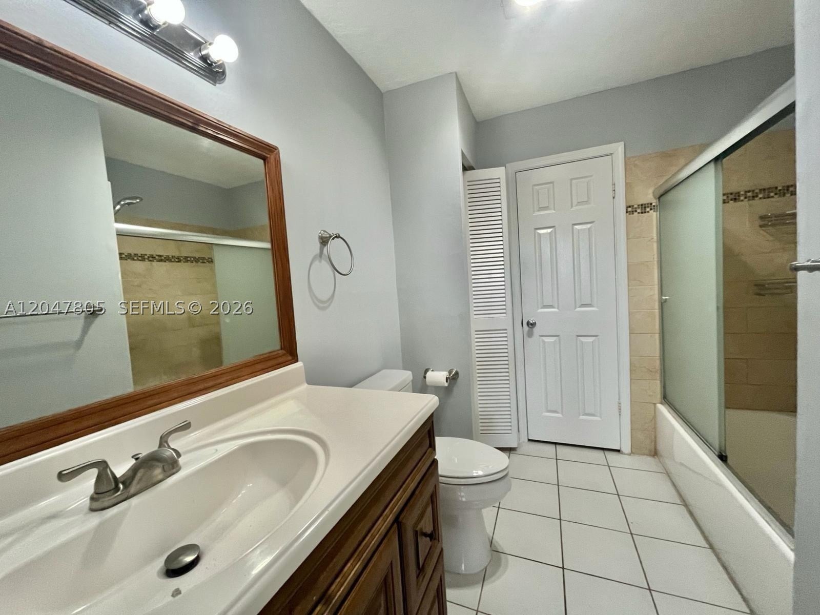 9851 Sandalfoot Blvd 213