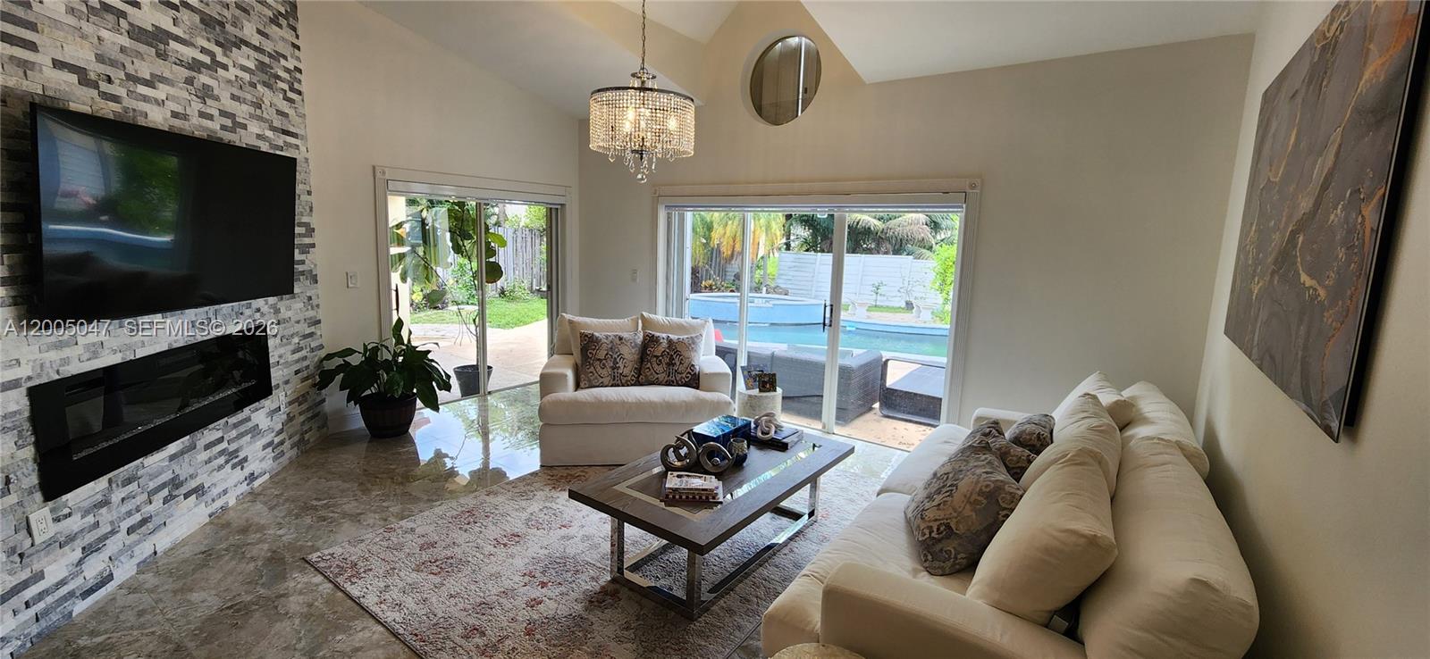 LAKES ON THE GREEN REPLAT - Residential