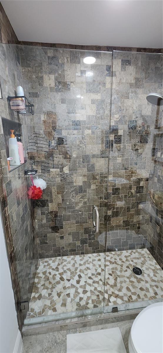 LAKES ON THE GREEN REPLAT - Residential