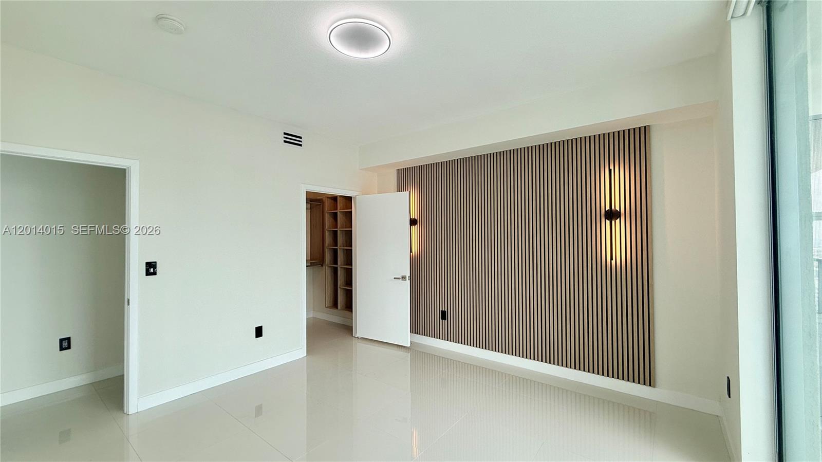 THE AXIS ON BRICKELL COND - Residential Lease