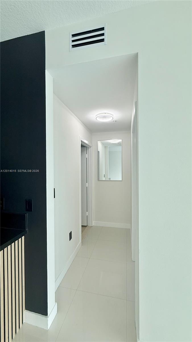 THE AXIS ON BRICKELL COND - Residential Lease