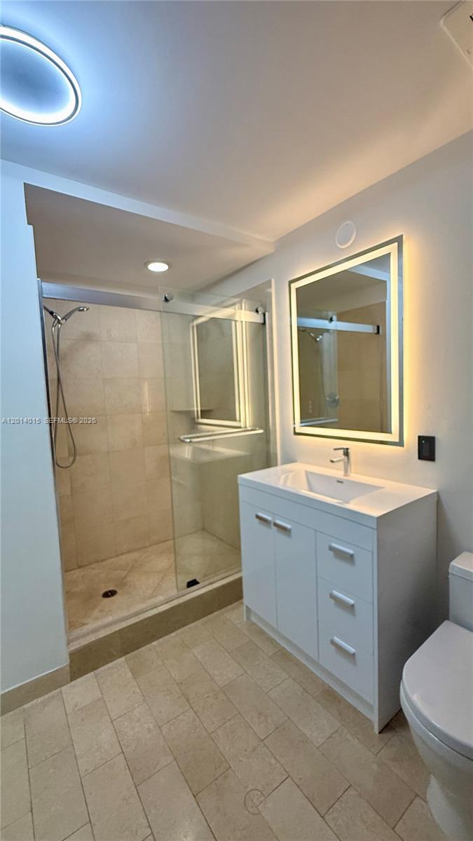 THE AXIS ON BRICKELL COND - Residential Lease