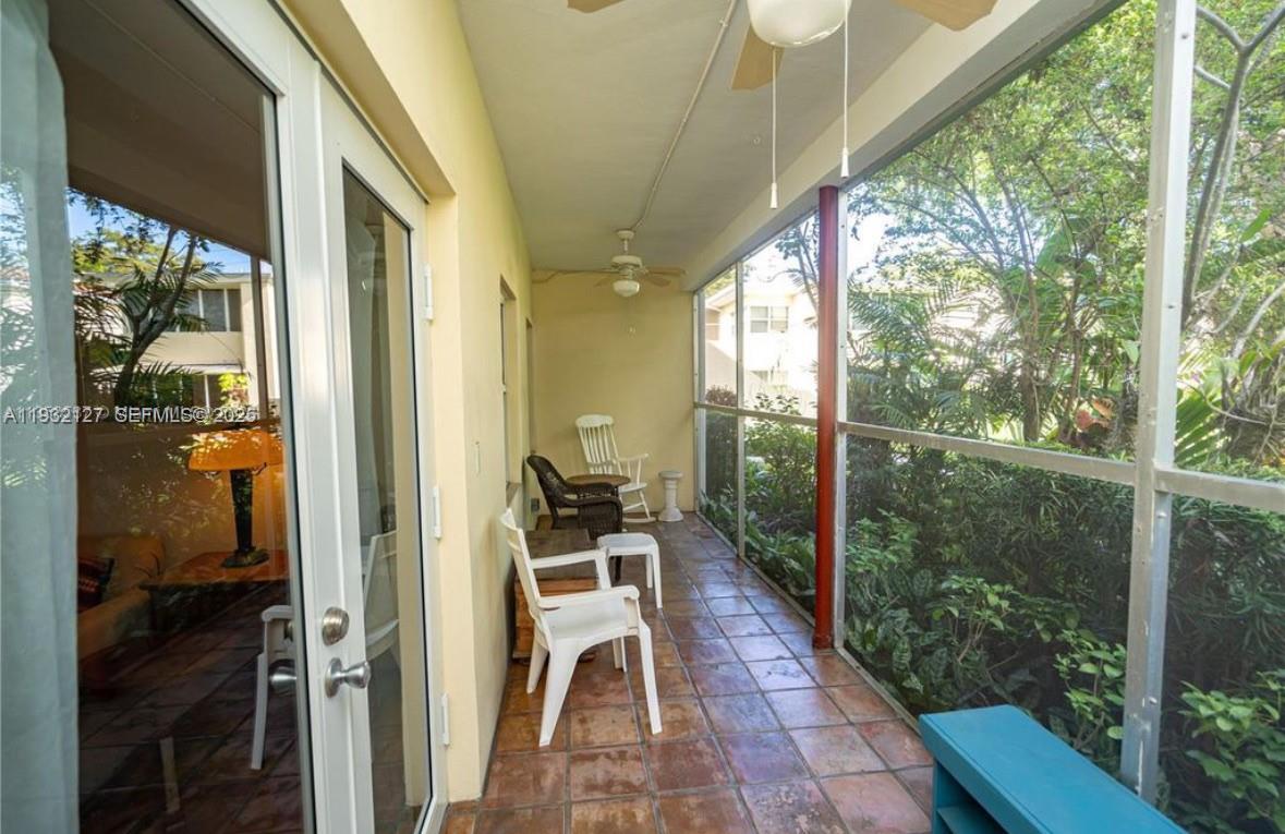 SHORES PLAZA EAST CONDO - Residential